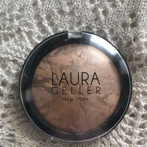 Laura Geller Illumination Powder Foundation